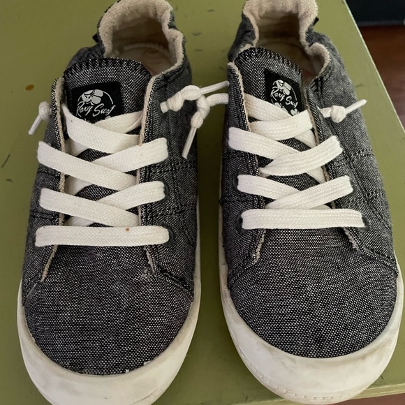 Roxy Shoes Womens Roxy Notie Tennis Shoes Poshmark